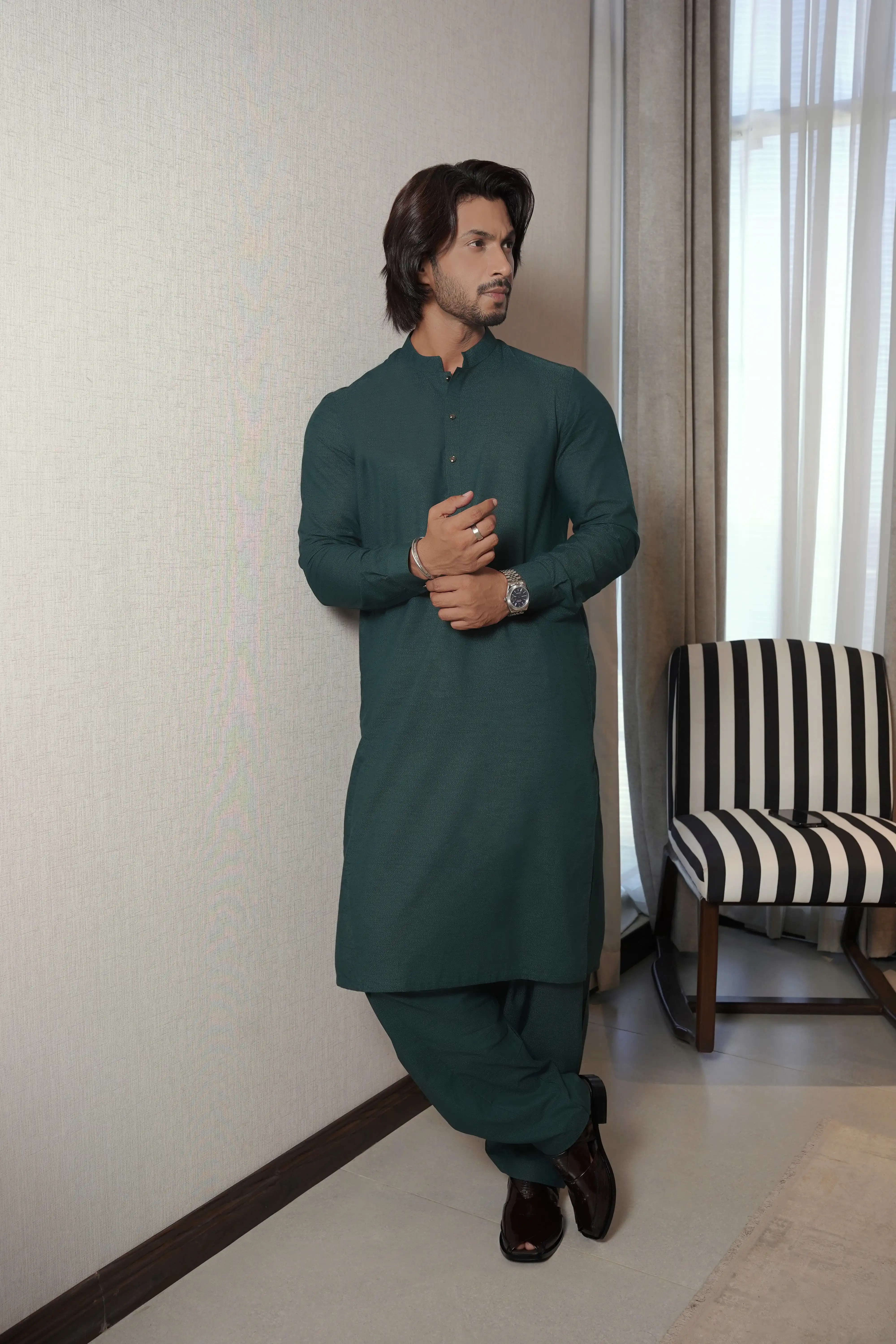 TEXTURED GREEN KAMEEZ SHALWAR