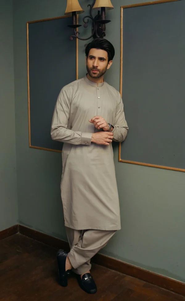 Light Gray Kameez Shalwar
